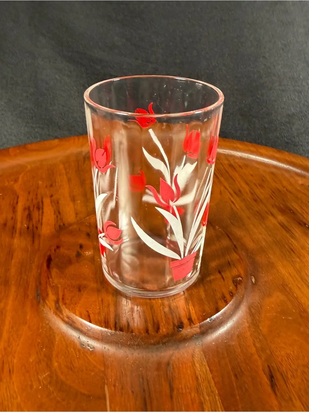 Vintage Floral Glass Tumbler Set - Red and Blue Tulip Design
